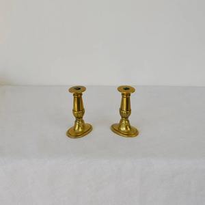 Portavelas de Lujo con Diseño Refinado, Perfecto para Crear un Ambiente Cálido en Espacios Minimalistas - Product Image 3