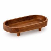 Erhöhtes Serviertablett aus Naturholz im Modernen Design |   Erhöhter Holzständer mit Kanten für Tee, Kaffee und Snacks – Organizer für Esszimmer und Hochzeiten