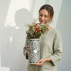 Vase à fleurs en os incrusté noir et blanc pour la maison et les fêtes, vaisselle et vase à fleurs en os incrusté de taille personnalisée - Product Image 1