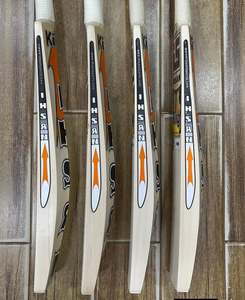 Bate de Críquet Ihsan Sports Serie Clásica Edición King, Madera de Sauce Inglesa, Duradero y Ligero, con Funda Protectora y Agarre Extra - Product Image 3