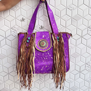 กระเป๋าถือหนังแท้แต่งขนสัตว์เมทัลลิกสำหรับผู้หญิง ดีไซน์เก๋ ขายดี กระเป๋าถือสไตล์โบฮีเมียนสำหรับผู้หญิง - Product Image 1