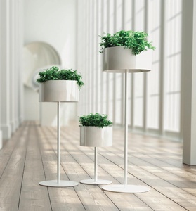 Soportes de Metal Modernos y Minimalistas para Plantas de Interior con Diseño Circular, Acabado con Recubrimiento de Polvo Blanco - Product Image 2