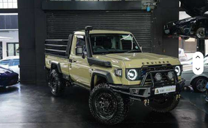 Magnifique Toyota Land Cruiser 79 4.5D V8 LX Double Cabine Diesel Automatique Turbo Gauche R21 Pick-up d'occasion 2024 - Product Image 2