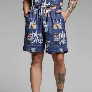 กางเกงขาสั้นชายหาดสีน้ำเงินแบบเรียบง่าย ยี่ห้อ Mens High Street ผลิตจากวัสดุรักษ์โลก เหมาะสำหรับใส่เล่นน้ำทะเล ช่วงฤดูร้อน เอวยางยืด - Product Image 1