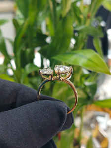 Anillo de Diamantes Toi Et Moi con Corte de Pera de Lujo en Oro Blanco, Elegante Joyería de Compromiso con Doble Piedra para Mujer, Diseño Personalizado Fino - Product Image 6