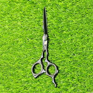 Tijeras de Barbero Profesionales de Acero Inoxidable Hechas a Mano de Primera Calidad para Corte de Cabello, Peinado Preciso y Estilismo Avanzado - Product Image 1