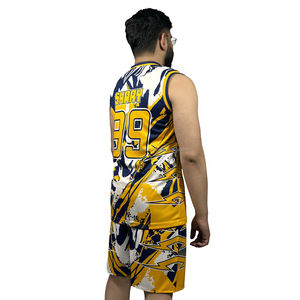 Usine directe en gros ensemble d'uniformes de basket-ball personnalisés respirant évacuation de l'humidité Sublimation durable vêtements de sport d'équipe de grande taille - Product Image 4
