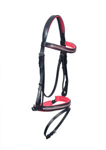 Ensemble de bridon en cuir noir de qualité supérieure avec frontal et rênes en cristal rose – Équipement équestre réglable - Product Image 5