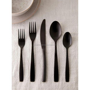 Ensemble de couverts à poignée martelée au riz fini enduit noir Vaisselle pour hôtels et restaurants Ensemble de couverts réutilisables dans un style unique - Product Image 4