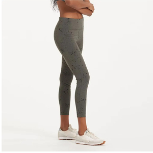 Women Professional Yoga Pants <b>with</b> Custom Logo Seamless Design and Breathable Material for Daily Fitness - Product Image 2