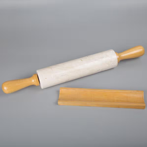 Rodillo de amasar de madera y mármol con mangos de madera en soporte, color mármol natural, con relieve, al precio más bajo. - Product Image 4