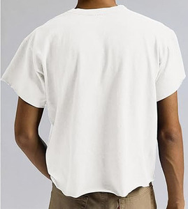 T-shirt homme coupe ample, tissu coton respirant, style streetwear décontracté, épaules tombantes, mode homme. - Product Image 2