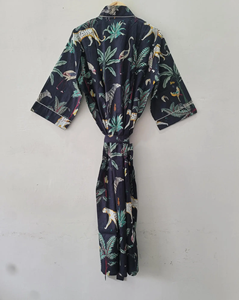Robe Kimono en Coton Imprimé à la Main Motif Safari Tropical Bleu Marine, Peignoir Midi Respirant Taille Haute pour Femme - Product Image 5