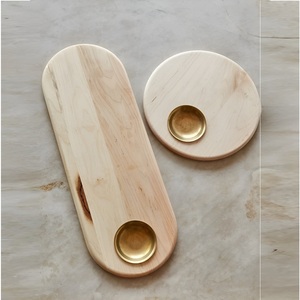Plato de Madera Hecho a Mano Ecológico Más Vendido, Estilo Rústico, Vajilla Artesanal de Aspecto Natural, Personalizable - Product Image 1