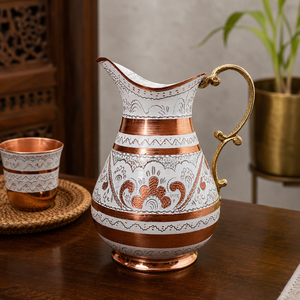Carafe à eau artisanale en cuivre et laiton, pichet décoratif, carafe en métal gravée pour la décoration intérieure, la table des hôtels et restaurants - Product Image 3