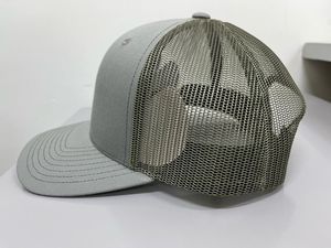 Gorra Trucker de Verano de 6 Paneles con Malla Transpirable, Color Personalizado, Directo de Fábrica en Vietnam, Equipo de Exterior de Alta Calidad para Adultos - Product Image 5