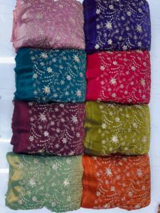 Tissu décoratif de mode pour collections de vêtements ethniques, vêtements de créateurs et tenues traditionnelles contemporaines - Product Image 5