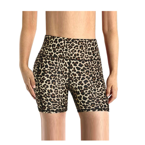 Shorts de yoga taille haute imprimé léopard tendance avec poches, en tissu tricoté respirant en coton et élasthanne, séchage rapide, pour femme, avec volants - Product Image 1