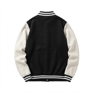 Veste Varsity bicolore à boutons-pression pour homme, noir et blanc, manches contrastées, veste Varsity en mélange de polaire, boutons-pression, style Letterman - Product Image 2