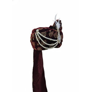 Turbante de novio hecho a mano en terciopelo granate |   Pagri de Boda India con Kalangi de Perlas - Product Image 3