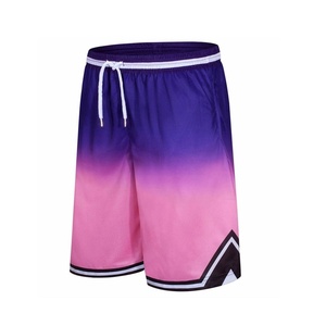 Shorts de basketball en mesh tendance avec design par sublimation pour hommes, respirants en polyester, shorts de sport, vêtements d'équipe personnalisés, production en gros OEM - Product Image 5