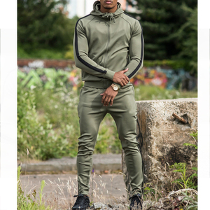 Ensemble de survêtement pour homme avec veste à capuche zippée et pantalon de survêtement, poches latérales, coupe classique, pour l'hiver, la gym et le jogging - Product Image 5