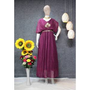DESIGNER GEORGETTE SEQUENCE CHROCHET ROBE DE TRAVAIL AVEC CEINTURE VIN - Product Image 1
