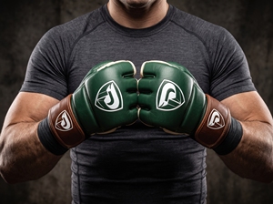 Guantes de MMA Dumela International EVO, de Cuero Vacuno Verde, Duraderos, para Todas las Estaciones, con Protección - Product Image 2