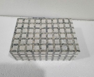 Handcrafted Mother of Pearl Decorative Storage Box with Lid, Luxury Shell Mosaic Keepsake Jewelry Organizer Box Made in Vietnam - Product Image 6