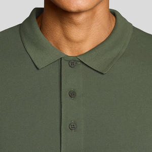 Polo technique de golf pour homme, marque privée, léger, respirant, extensible, coupe classique, tricoté, personnalisable - Product Image 5