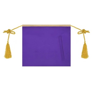 Delantal Worthy Patron OES de terciopelo morado con trenzas y borlas doradas en la mejor tela con colores personalizados en la parte trasera y delantera. - Product Image 4