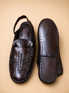 Qureshi Trading Company - Mocasines de Piel Auténtica Trenzada Marrón, Cómodos, Hechos a Mano, con Hebilla, Zapatos Casuales para Caminar, Modelo 005 - Product Image 2