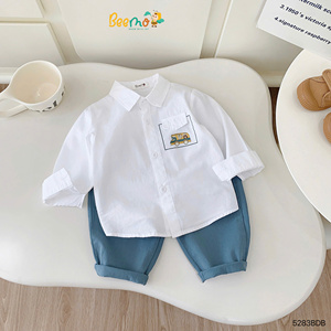 ชุดเด็กผู้ชาย OEM ODM สำหรับฤดูใบไม้ร่วงและฤดูหนาว เสื้อสีขาวและกางเกงสีน้ำเงิน ชุดสองชิ้น แฟชั่นเด็ก เสื้อผ้าเด็กวัยหัดเดิน - Product Image 6