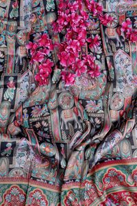 Tissu jacquard en viscose pure noir à imprimé ethnique avec bordure éléphant pour la confection de robes Kurti de créateur - Product Image 4