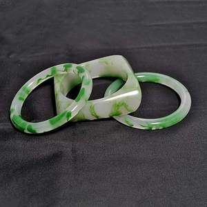 Bracelet élégant en résine artisanale, transparent, à paillettes florales, léger, cadeau pour filles - Product Image 3