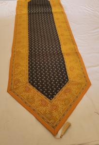 Chemins de table en brocart de soie - Product Image 2