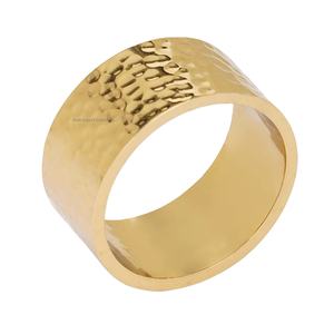 Anneaux de serviette martelés en laiton fini or porte-serviettes de forme ronde pour les décorations de Table de dîners de mariage - Product Image 1