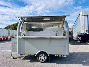 Remorque alimentaire robuste avec une construction durable et des espaces de cuisson spacieux pour les services de restauration commerciale exigeants - Product Image 2