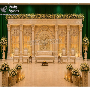 Scène de mariage de luxe inspirée de l'Antiquité romaine, scène de réception de mariage inspirée de la mode victorienne anglaise, grande scène de mariage - Product Image 1