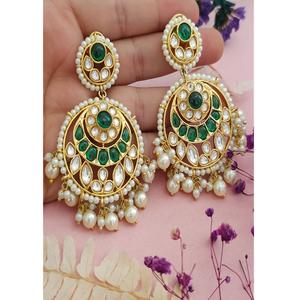 Magnifiques Boucles d'Oreilles Pendante en Zircon Plaqué Or de Haute Qualité pour Femme – Collection Tendance Mariage et Mode - Product Image 1