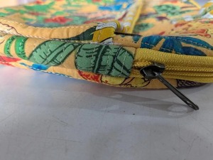 Housse d'ordinateur portable matelassée en coton faite à la main avec bandoulière et fermeture éclair pour documents et achats, origine Rajasthan, modèle 100 - Product Image 3
