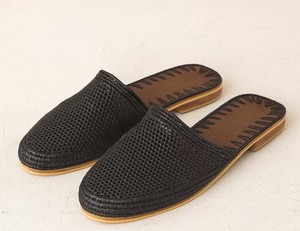 Chaussures en raphia marocaines bohèmes – Pantoufles en paille tissées à la main pour femmes - Product Image 1