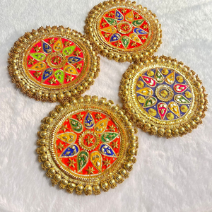Lot de 4 tapis ronds en tissu Gota Patti - Aasan traditionnel perlé pour cadeaux de mariage et décoration de table festive - Product Image 5