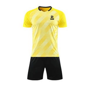 Nouveautés - Tenue de football personnalisée pour hommes adultes, imprimée, 100% polyester, durable, respirante, séchage rapide, DESIRE SPORTS - Product Image 1