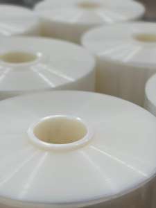 อุปกรณ์การผลิตอัตโนมัติที่กําหนดเองสําหรับม้วนฟิล์มยืด LLDPE หล่อ ออกแบบมาเป็นพิเศษสําหรับบรรจุภัณฑ์บนพาเลท - Product Image 6