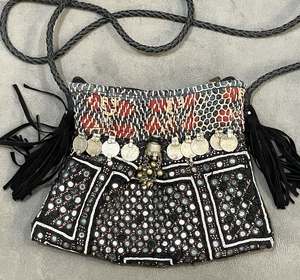 Bolso Tote Casual Banjara Hecho a Mano para Mujer, Hermoso Bolso Bohemio con Bordado Zari, Diseño Étnico Tradicional, Lona con Cierre de Cremallera - Product Image 3