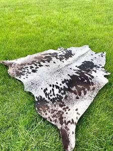 Wholesale supply cowhide rug organic phosphorus Tanned hair on cowhide natural large cowhide cow skin - Product Image 5