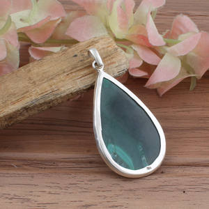 Vintage Zircon <b>Fan</b> Pendant 925 Sterling <b>Silver</b> Platinum Plated Elegant Green Gemstone Necklace Tapered Fine Jewelry Wholesale - Product Image 2
