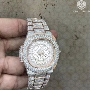 Charm Jewells Montre de luxe pour femme en acier inoxydable, cadran rond de 38 mm, mouvement à quartz analogique, verre saphir, fermoir pliant - Product Image 2