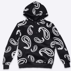 Sudadera con Capucha Negra para Hombre con Estampado Paisley Blanco, Corte Regular, Informal, de Algodón Tejido, Estilo Otoñal - Product Image 1